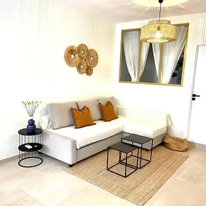Moderne + Parking A 50m De La Appartement