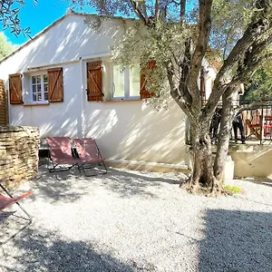 Maison Au Calme Avec Jardin Et Parking, Proche De Tout ! Hébergement de vacances